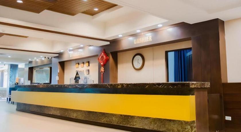 Sarita Chalet & Spa Hotel - Sha Extra Plus Bãi biển Jomtien Ngoại thất bức ảnh