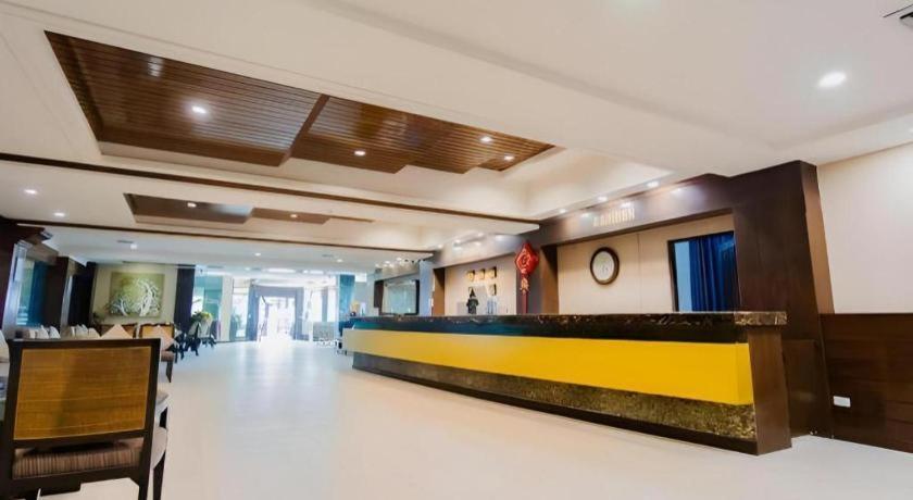 Sarita Chalet & Spa Hotel - Sha Extra Plus Bãi biển Jomtien Ngoại thất bức ảnh