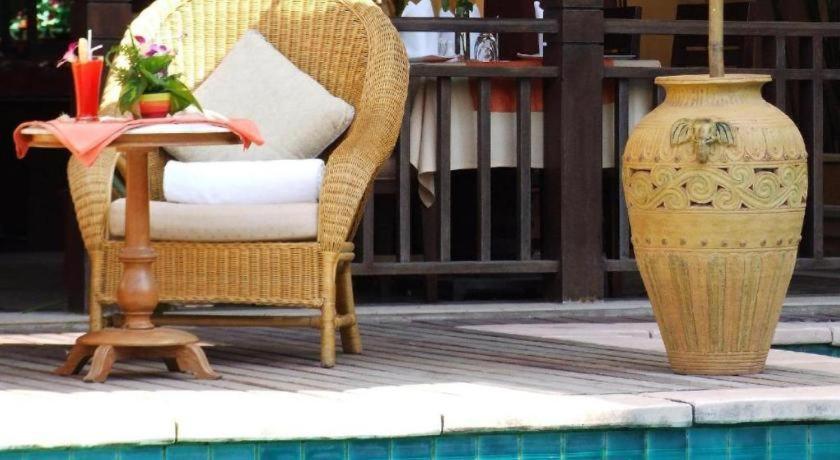 Sarita Chalet & Spa Hotel - Sha Extra Plus Bãi biển Jomtien Ngoại thất bức ảnh