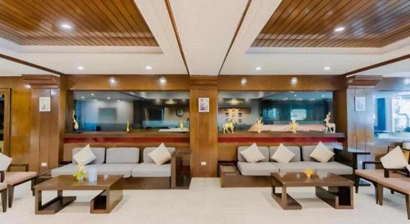 Sarita Chalet & Spa Hotel - Sha Extra Plus Bãi biển Jomtien Ngoại thất bức ảnh